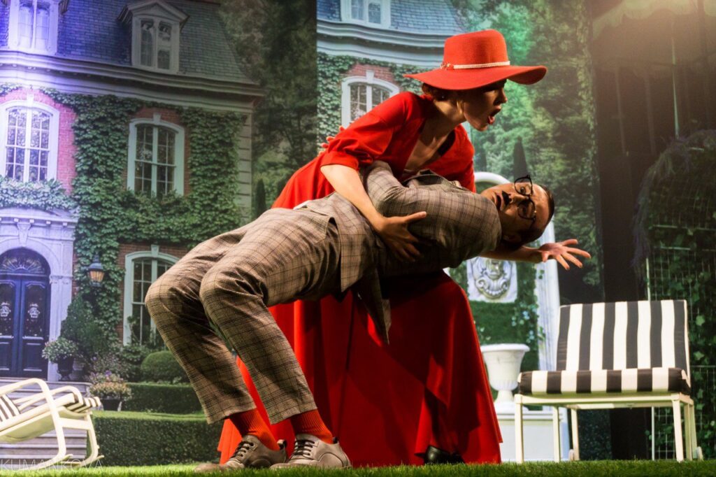 photo_5192795828471856382_y